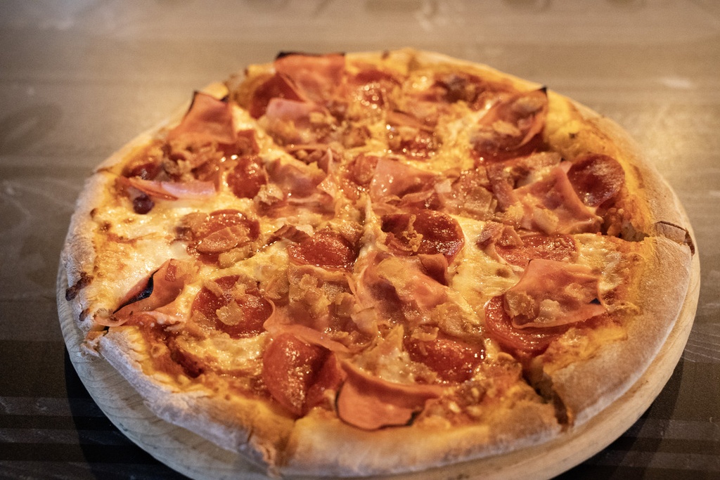 Pizza de  Carnes Frias D
